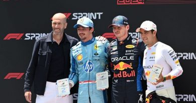 Max Verstappen na “Sprint” para… não variar