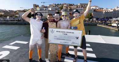 Diaper Droppers venceram o Red Bull Flugtag