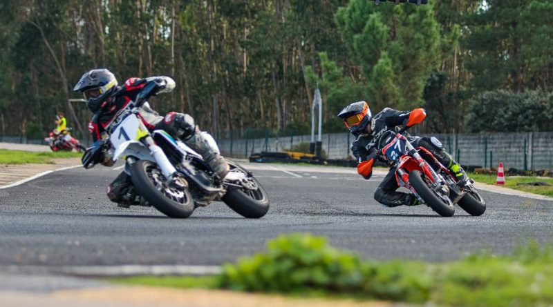 Animação no fecho do Nacional de Supermoto