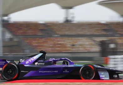 Alemão Pascal Wehrlein na frente em Xangai