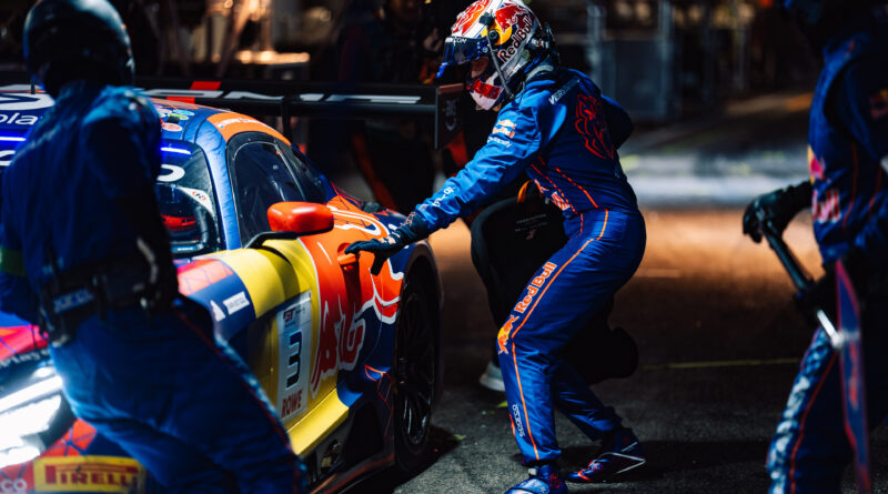 Max Verstappen em 9.º na estreia do GTWC